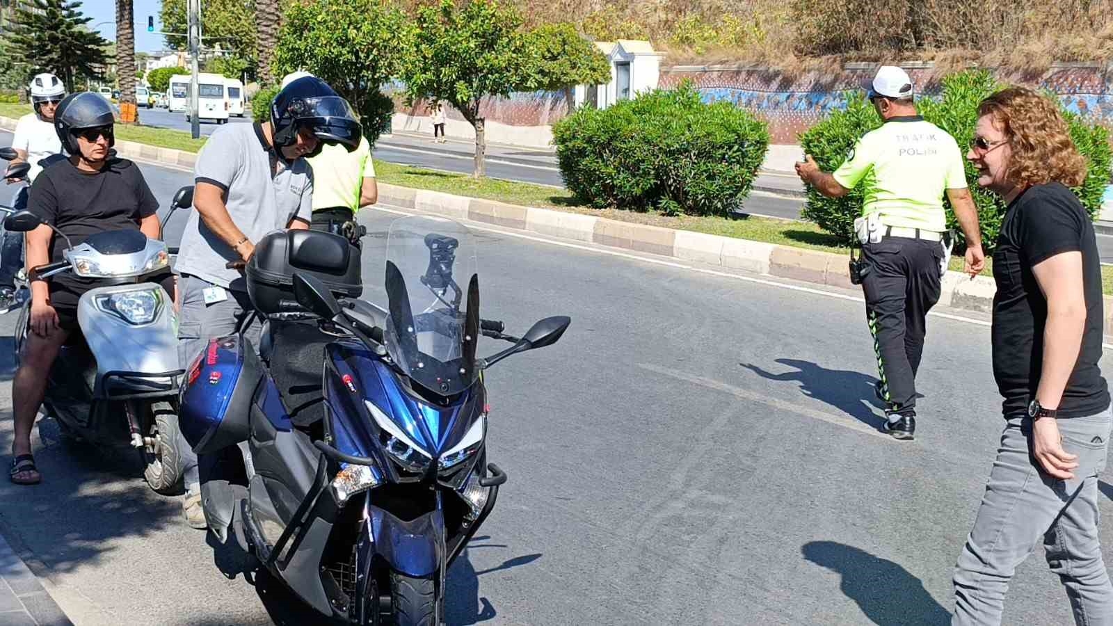 'Ehliyetimi yeni aldım, sisteme düşmemiş' diyen genç kız cezadan kurtulamadı