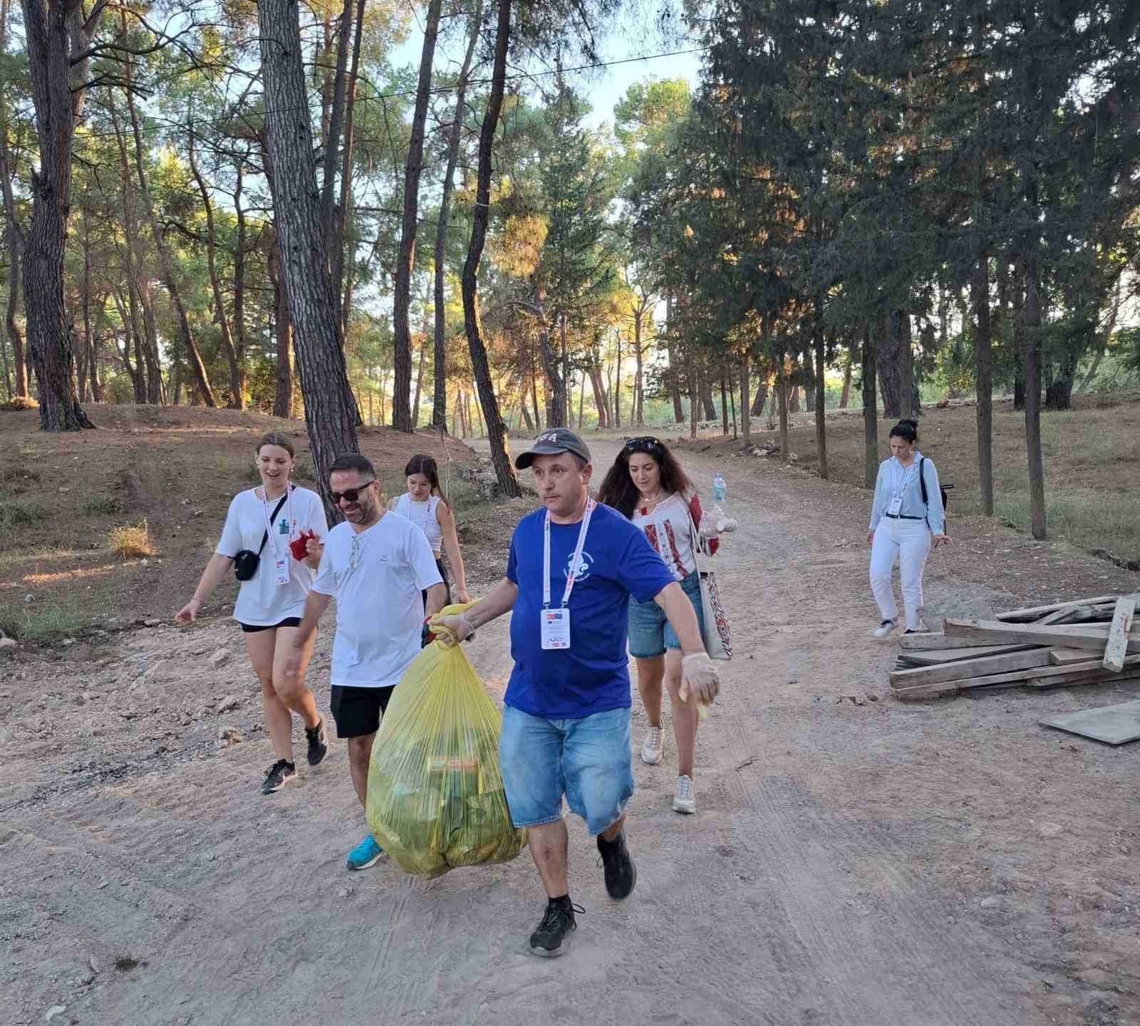 Erasmus öğrencileri, Antalya'da doğa için bir araya geldi
