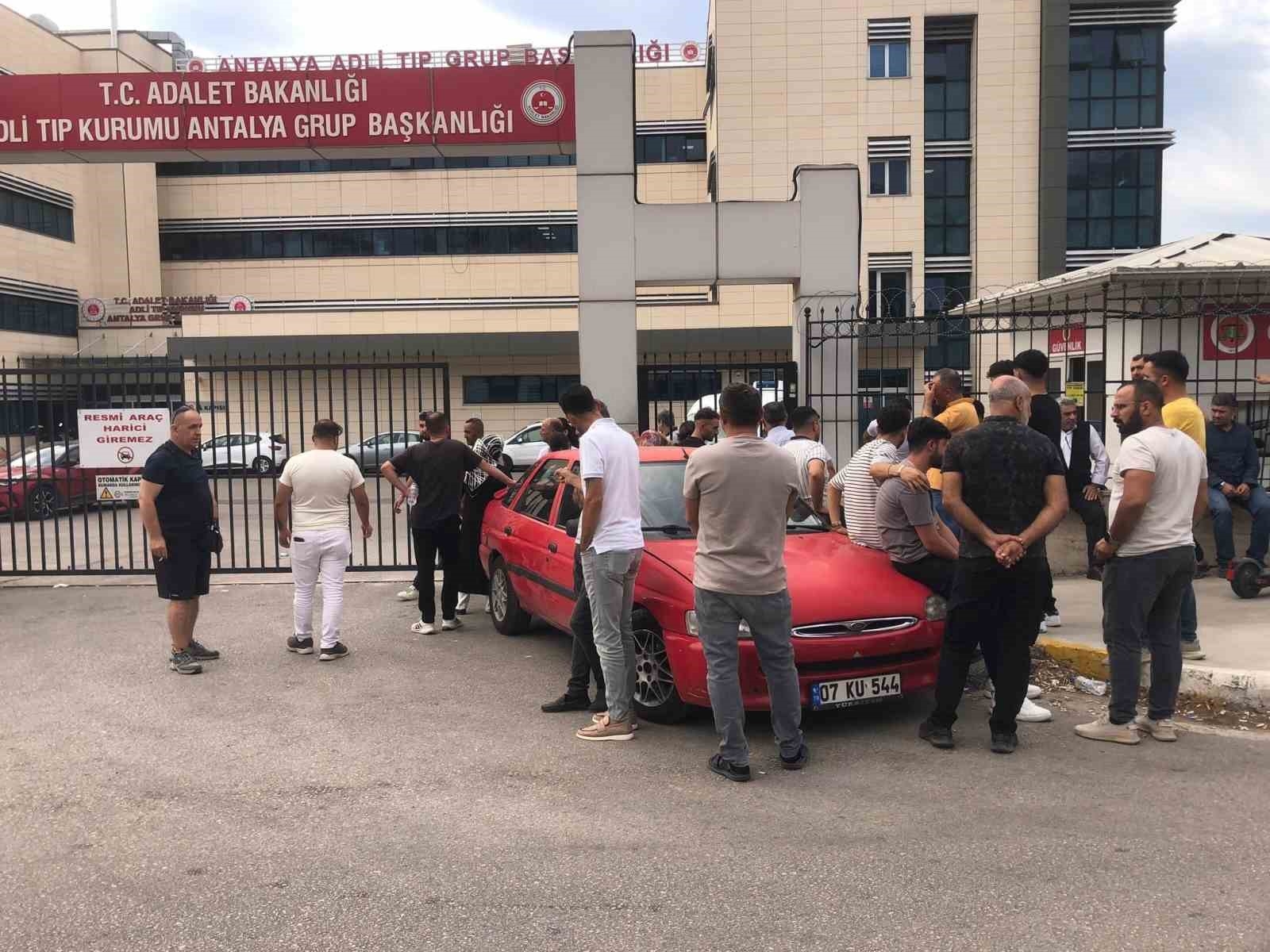 Genç motosikletli hayata tutunamadı