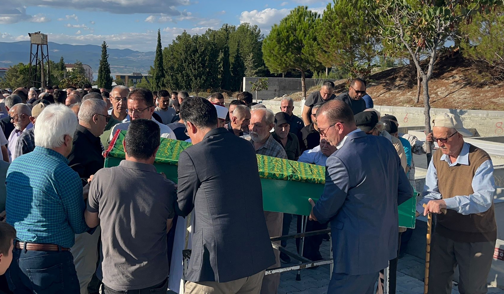 LÖSEV Burdur Temsilcisi Acar toprağa verildi
