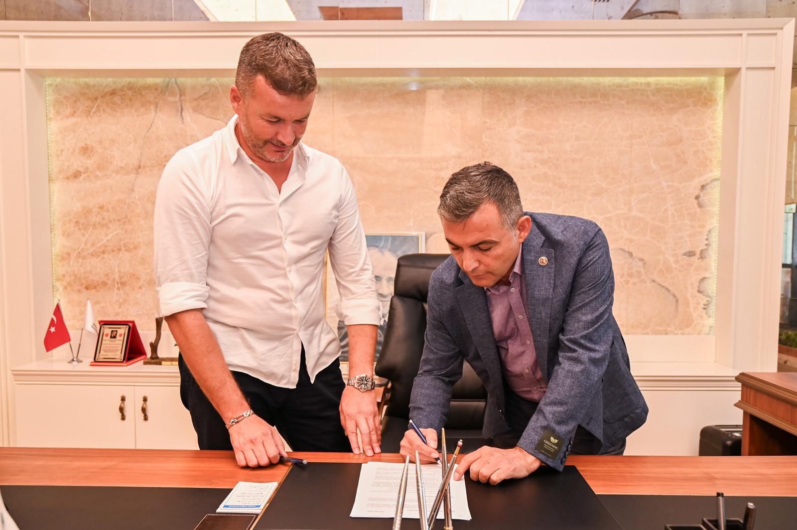 Manavgat'a sağlık merkezi ve kreş için protokol