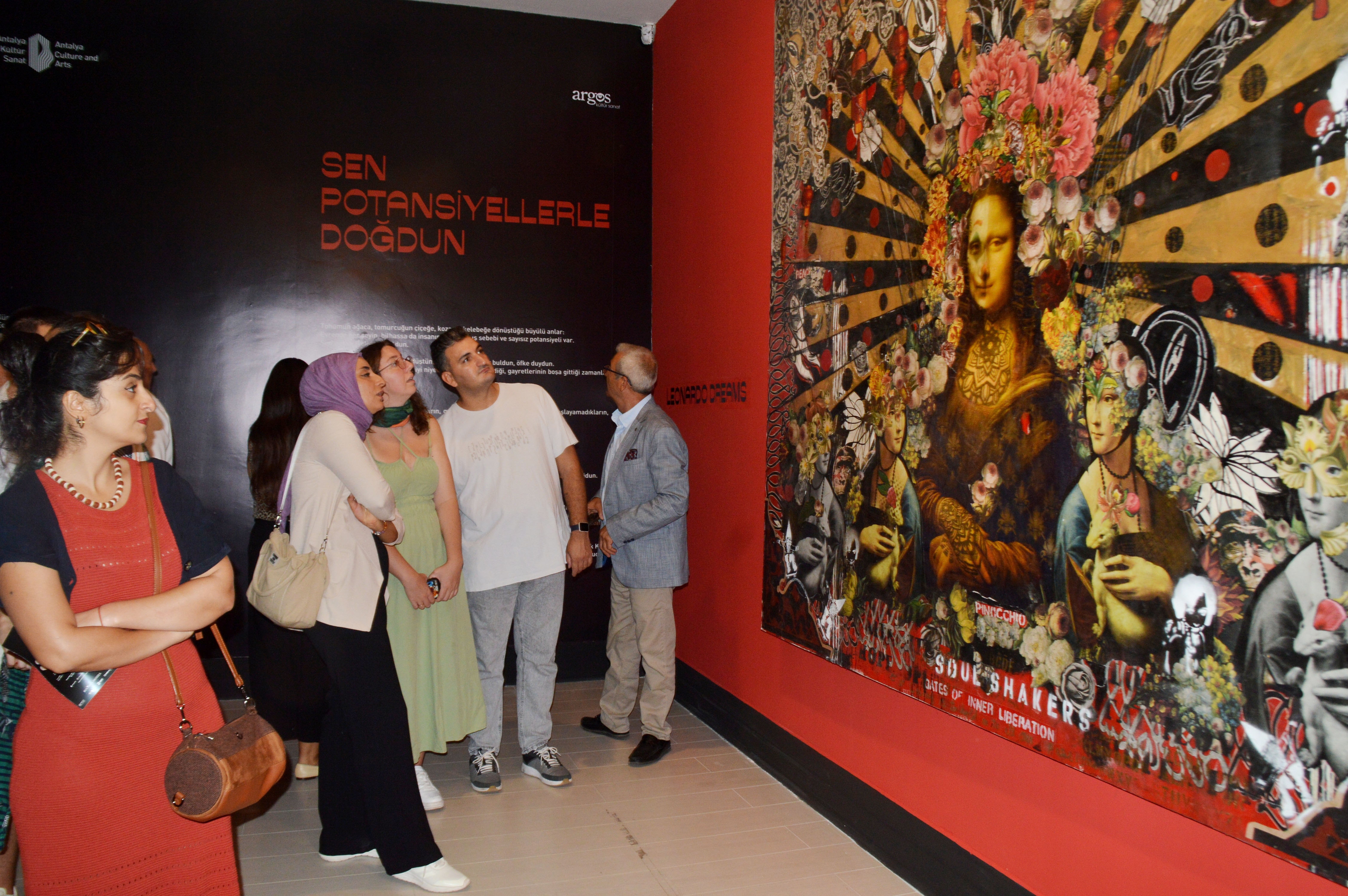Mercan Dede'nin sanat eserleri AKS'de