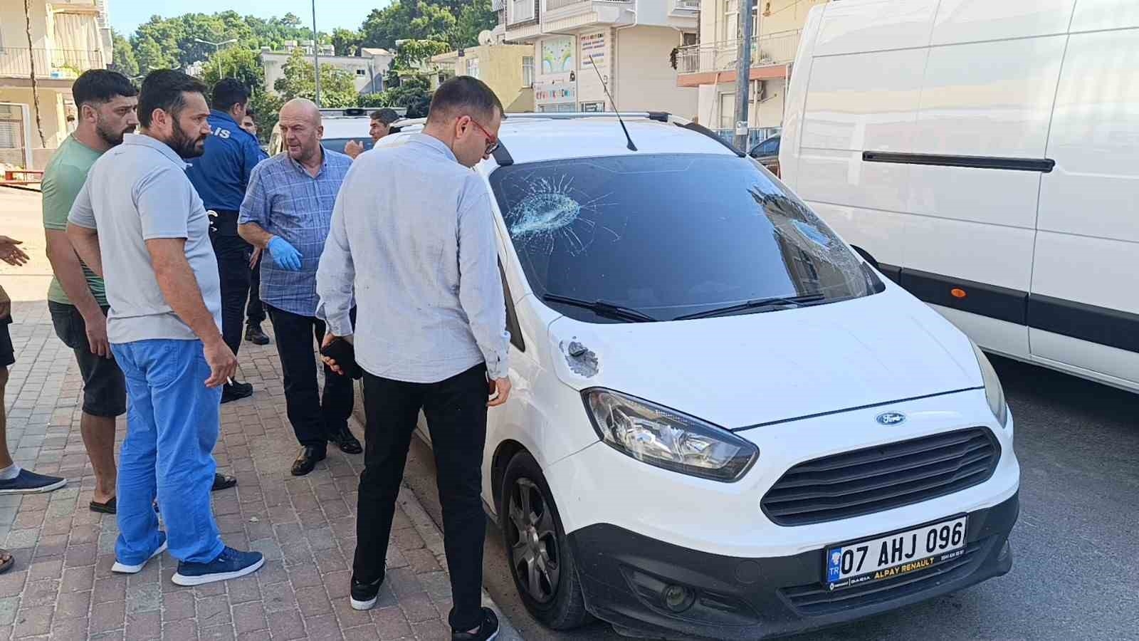 Tüp bayiini pompalı tüfekle taradı, korku dolu anlar yaşattı