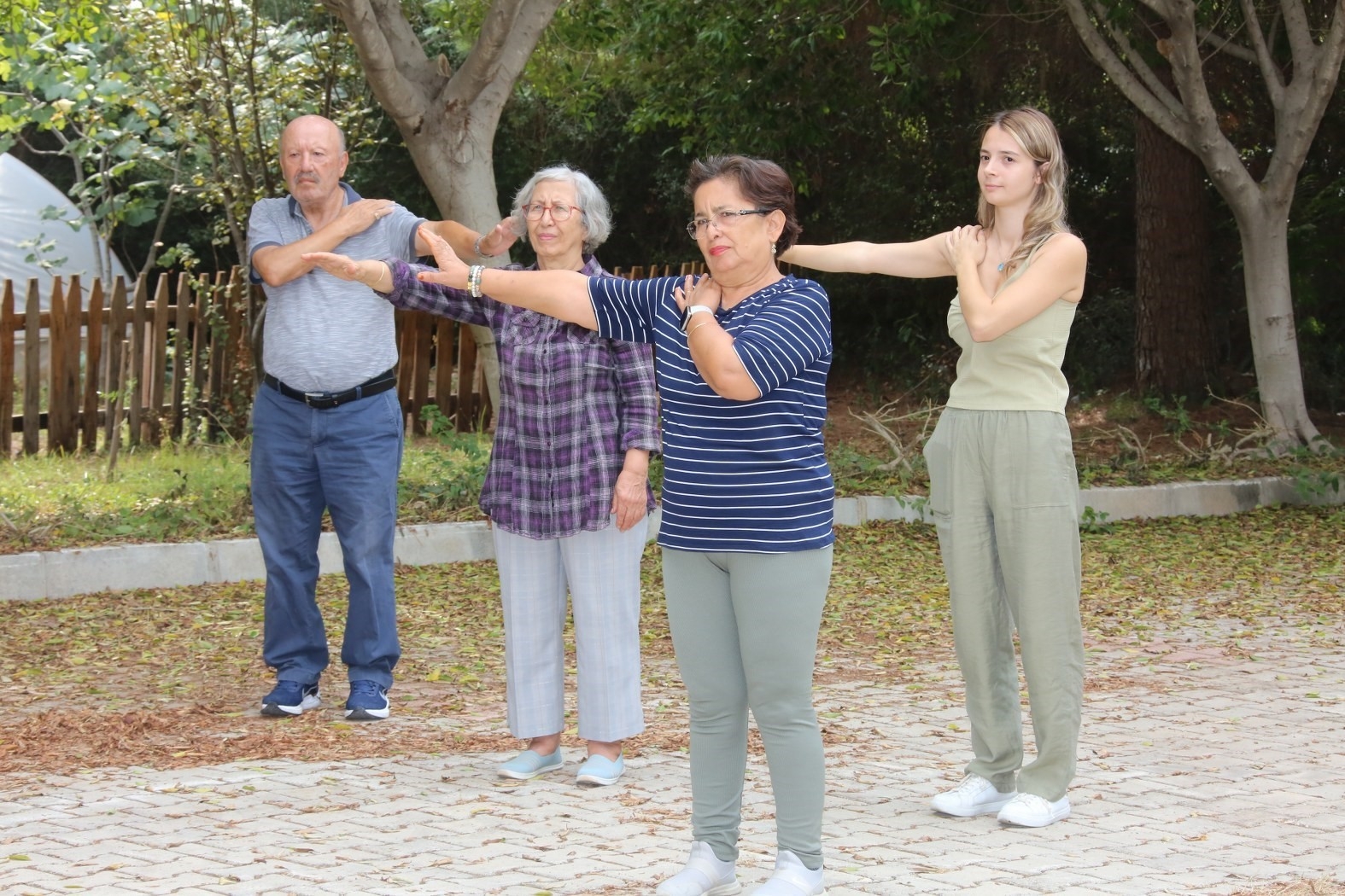 Yaşlılar Günü'nde 'Kuşaklararası Spor Etkinliği'