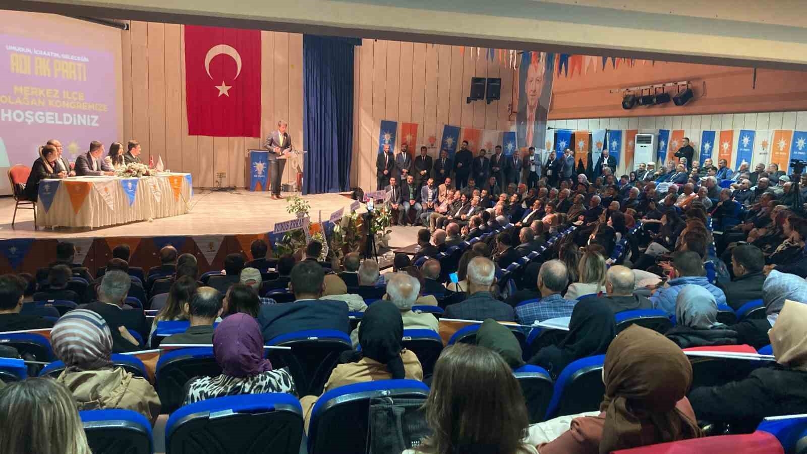 AK Parti Genel Başkan Yardımcısı Zeybekci: "Enflasyon seneye yüzde 20'lere düşecek"