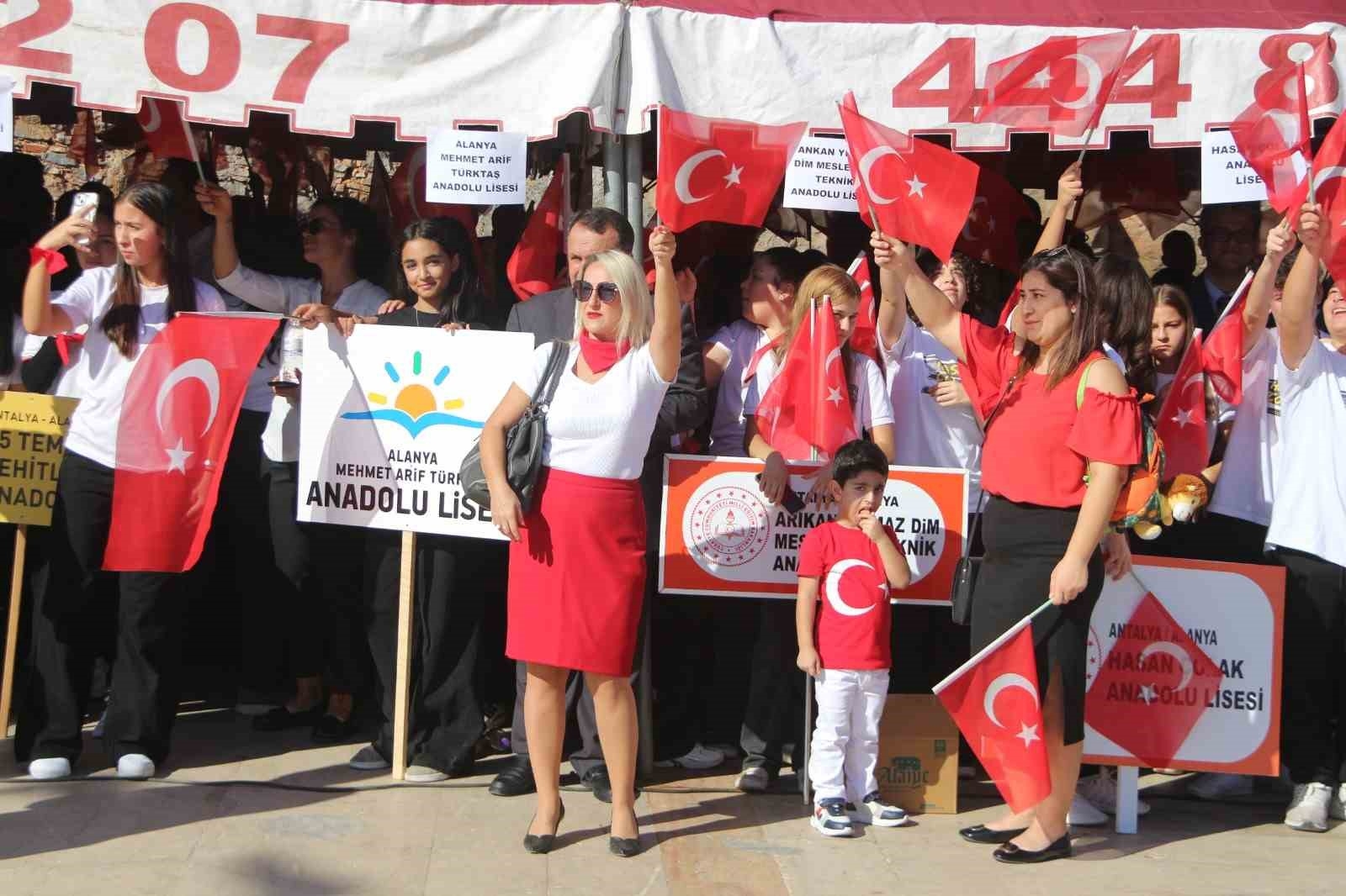 Alanya'da Cumhuriyet Bayramı coşkuyla kutlandı