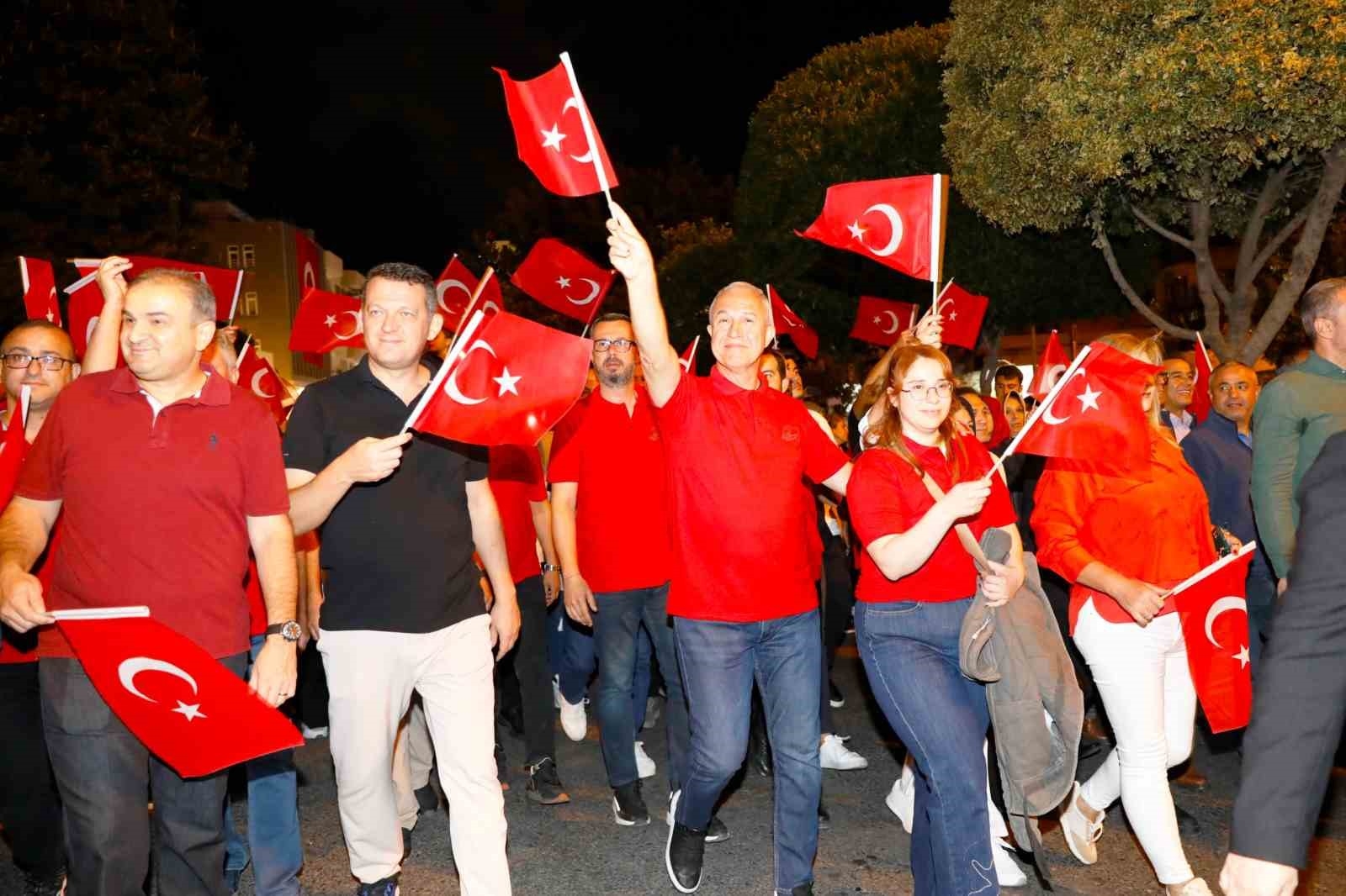 Alanya'da Cumhuriyet Bayramı'na büyük ilgi