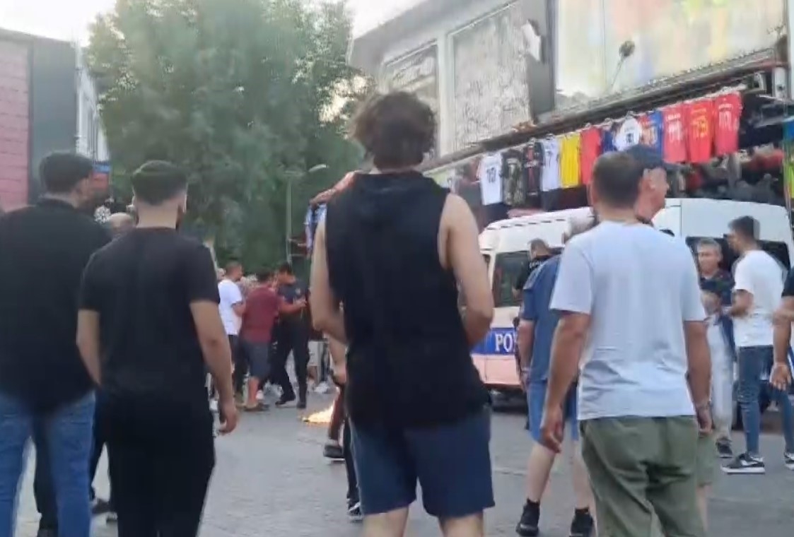 Alanya'da marka avukatları ile esnaf arasında arbede