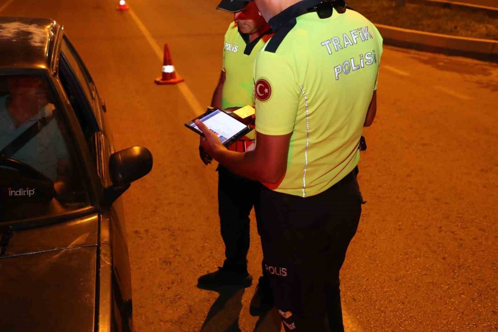 Alkollü sürücüler dronla tespit edildi