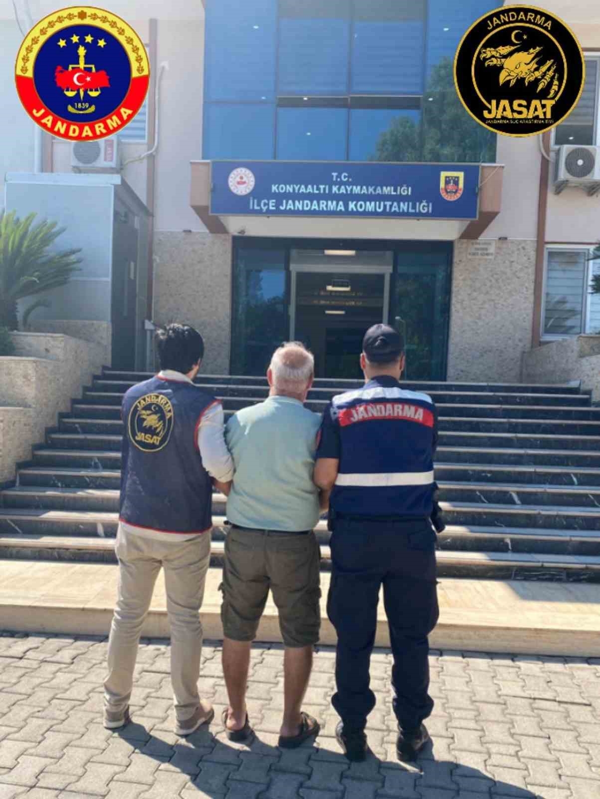Antalya'da 72 saate 173 aranan şahıs yakalandı