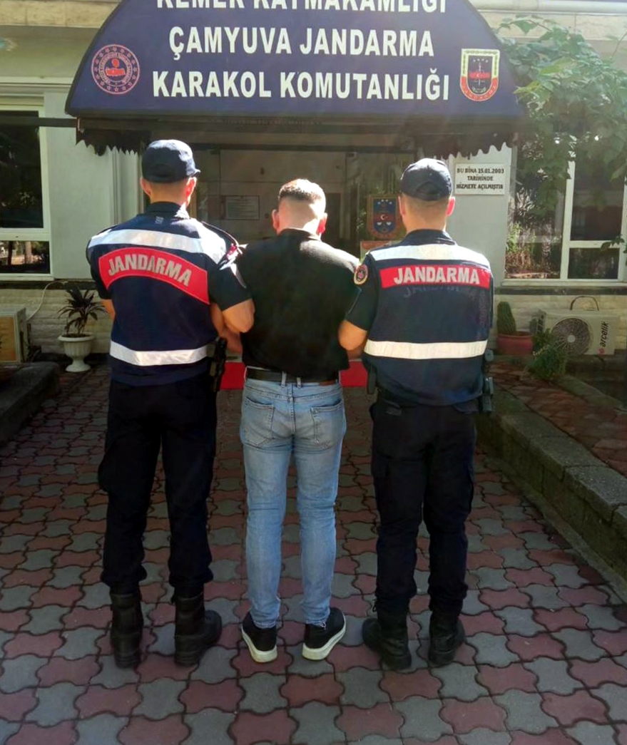 Antalya'da aranan 125 kişi yakalandı