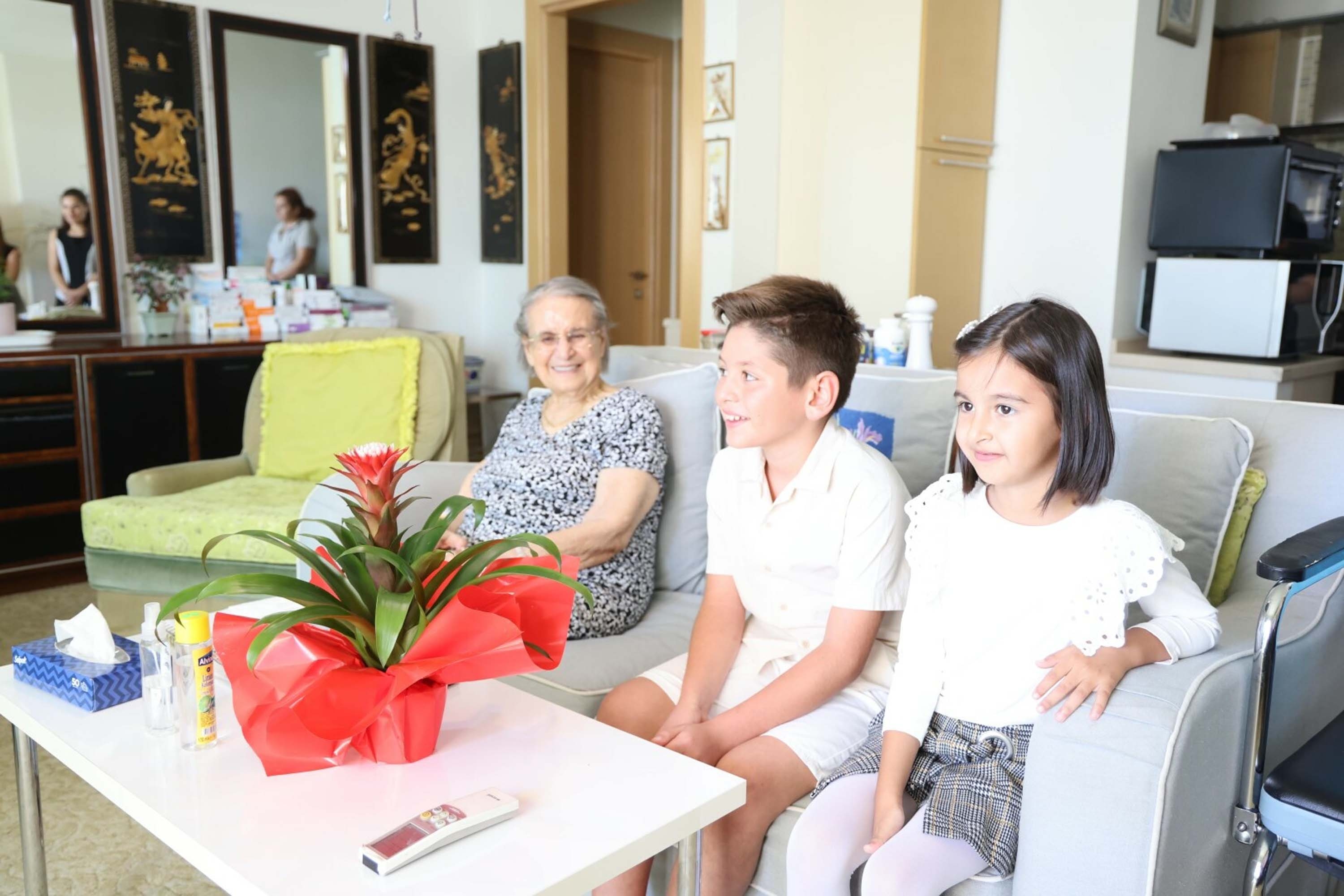 Başkan Ünlü'den asırlık çınarlara ziyaret