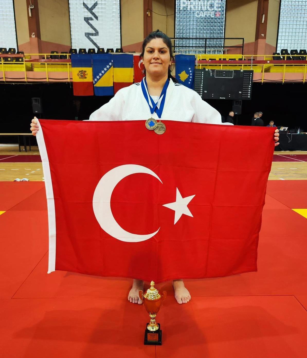 Burdurlu sporcu Balkan üçüncüsü