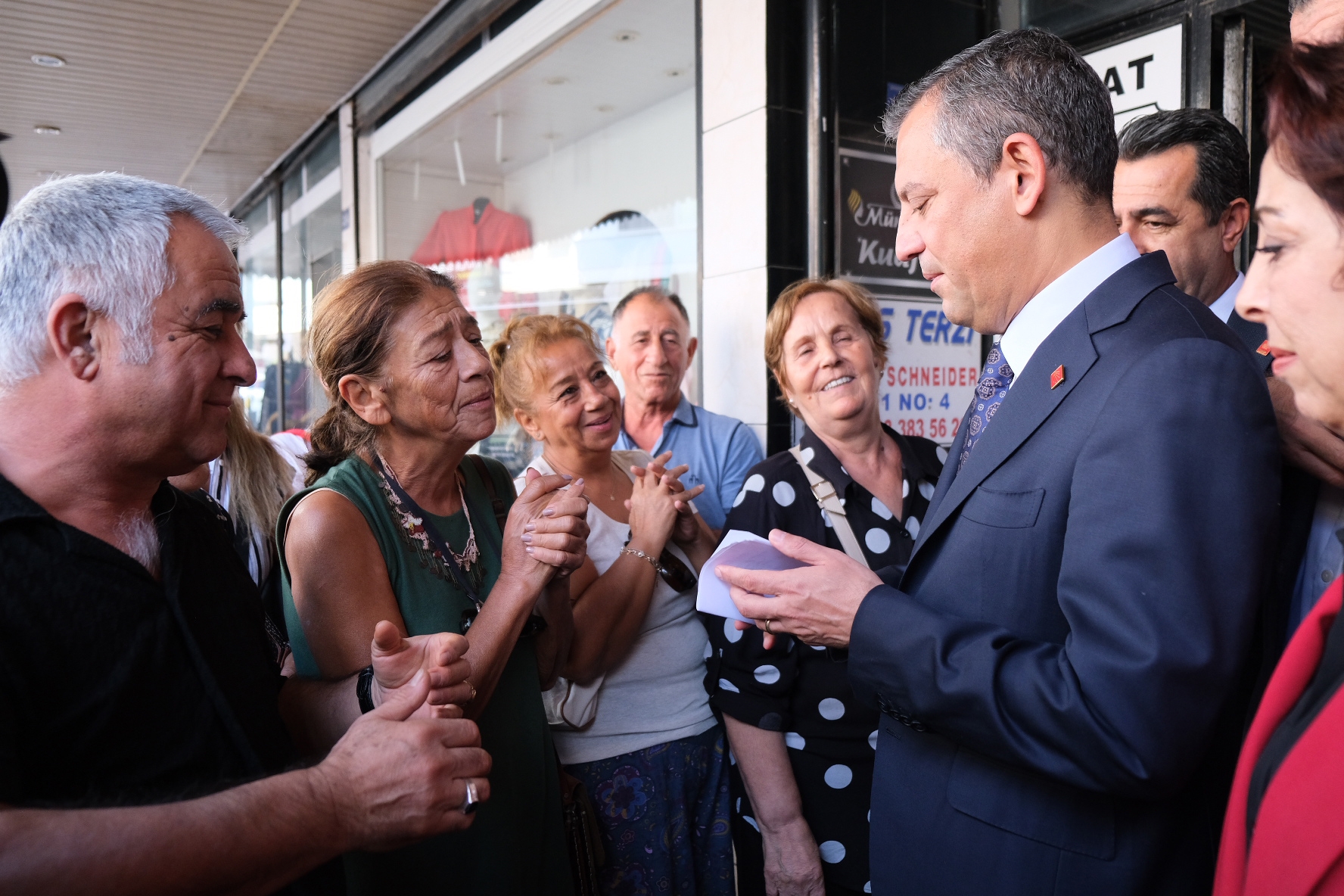 CHP Genel Başkanı Özel, Antalya'da
