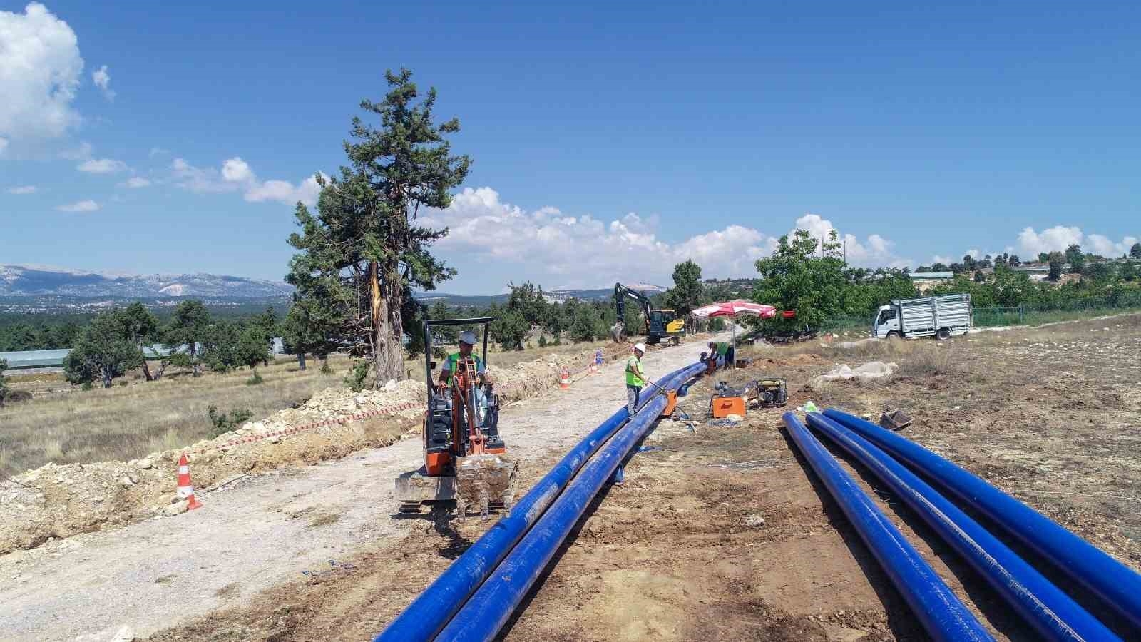 Erdemli'de içme suyu iyileştirme çalışmaları devam ediyor