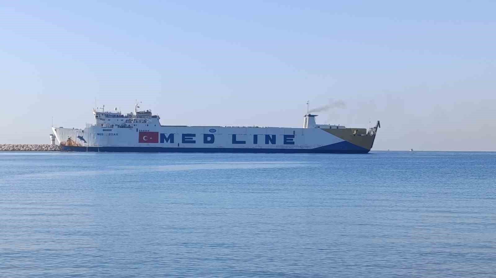 İsrail'in saldırılarından kaçanları taşıyan 4. gemi de geldi