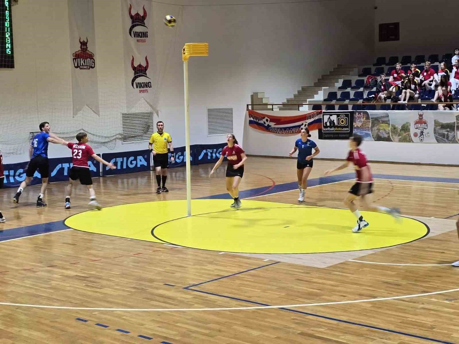 Kemer'de korfbol heyecanı