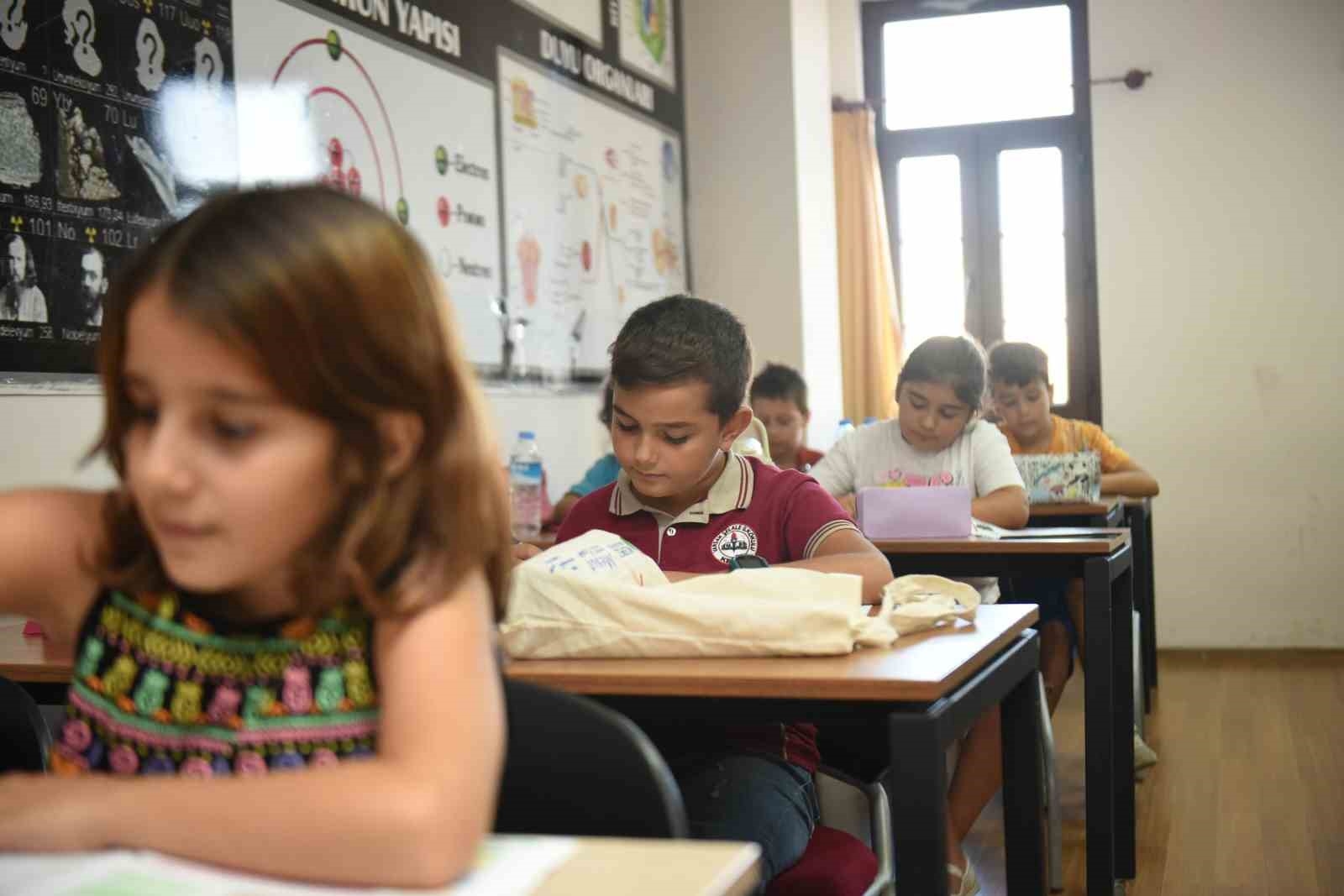 Kepez'in destek eğitim kursları başladı