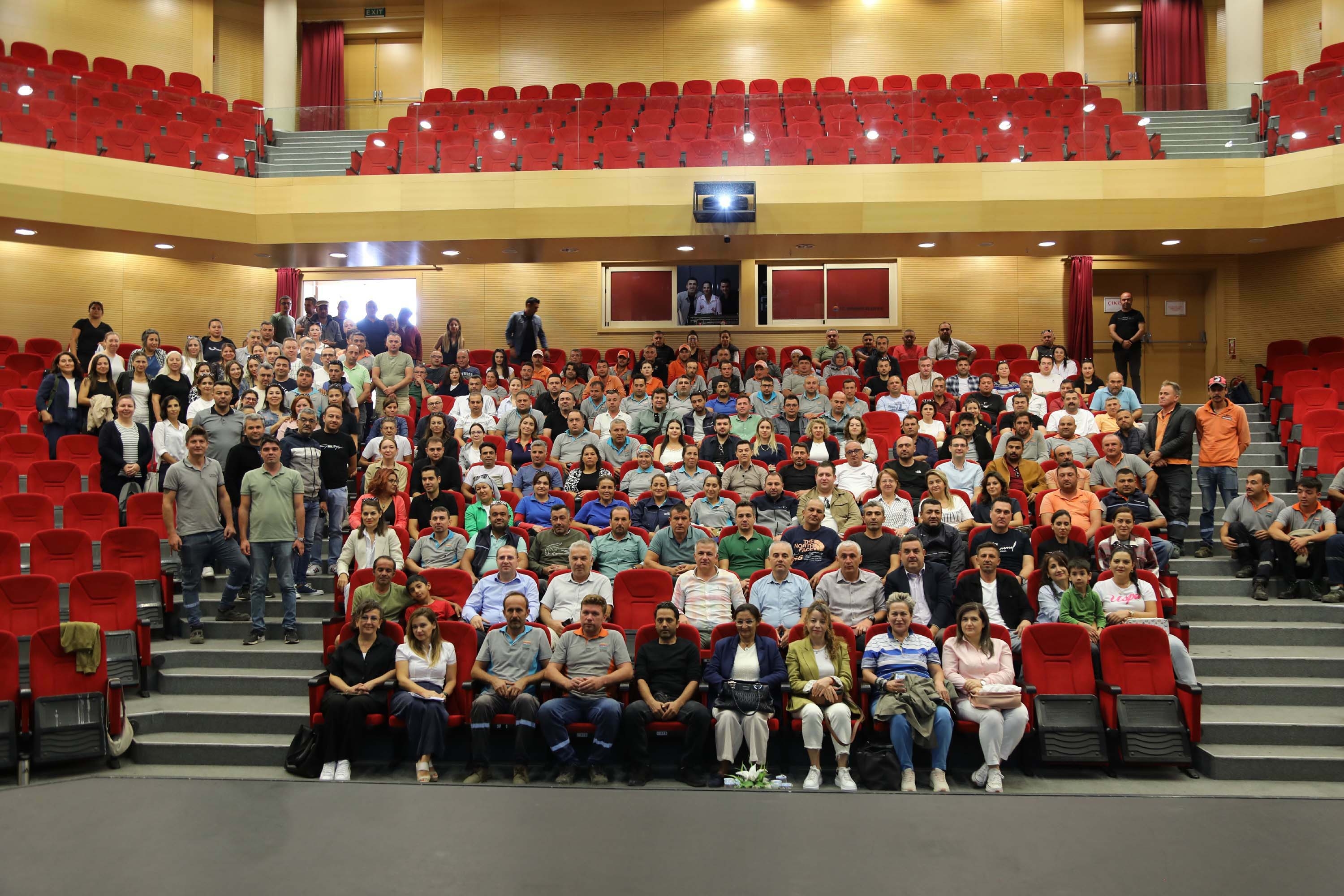 Marmaris Belediye Başkanı Ünlü: Belediye hizmetlerinde ilk önceliğimiz çocuklar olacak