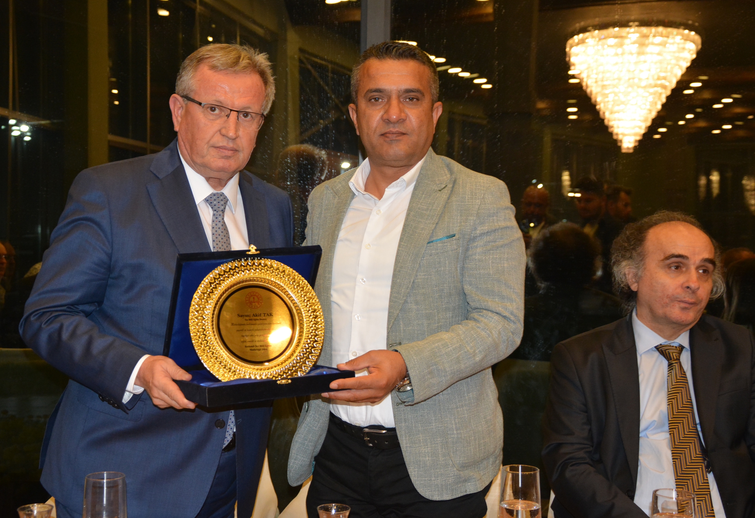 Milli Eğitim Müdürü Tak'a veda