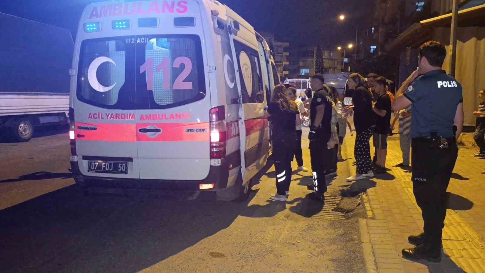 Ocaktaki tencere aspiratörü tutuşturdu