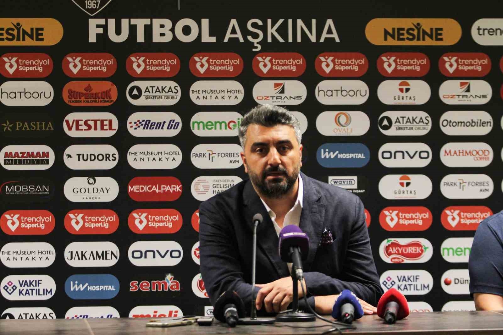 Sinan Kaloğlu: "Galip gelmek ve gol yemeden bu karşılaşmayı bitirmek önemliydi"