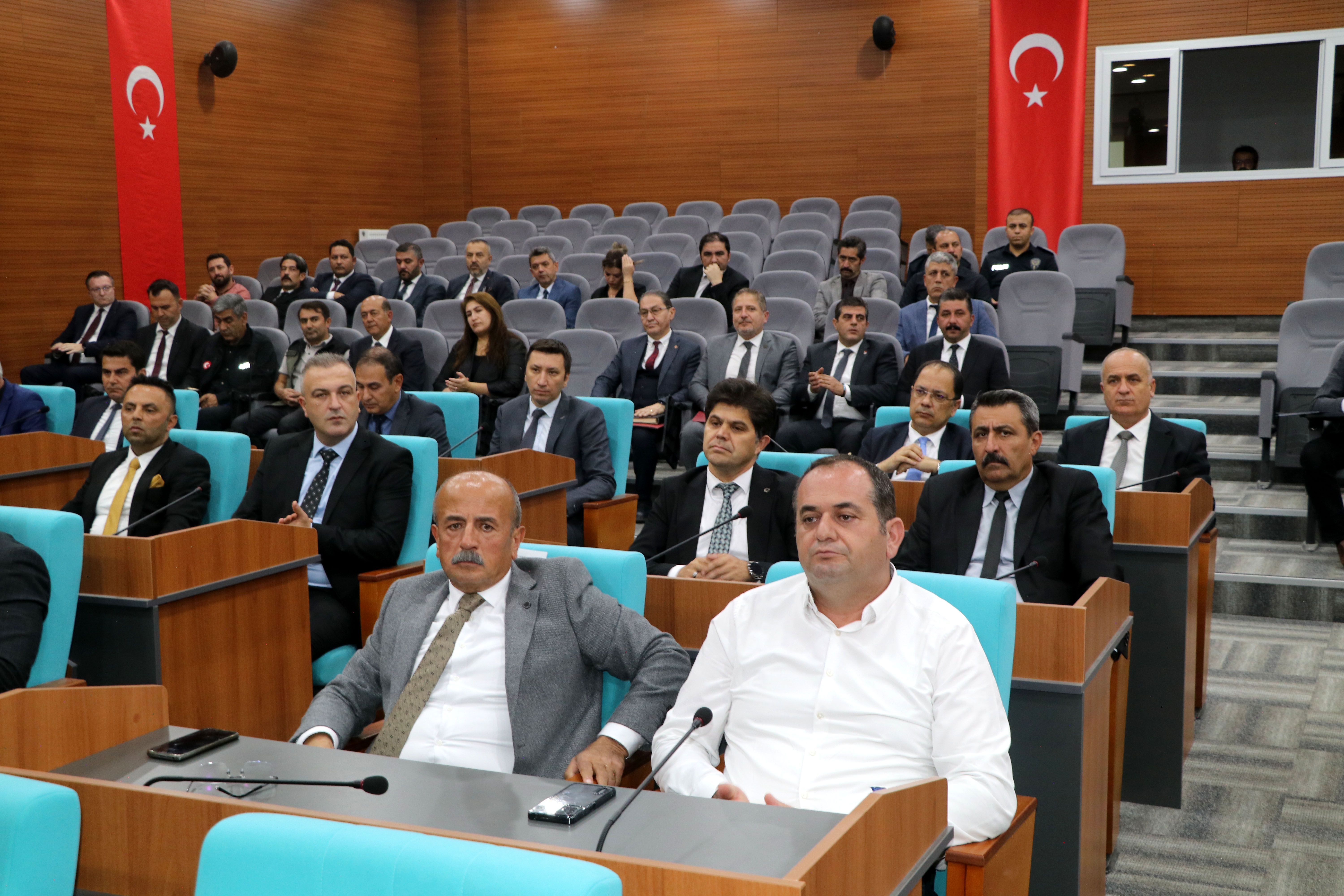Vali Bilgihan'dan ilk koordinasyon toplantısı