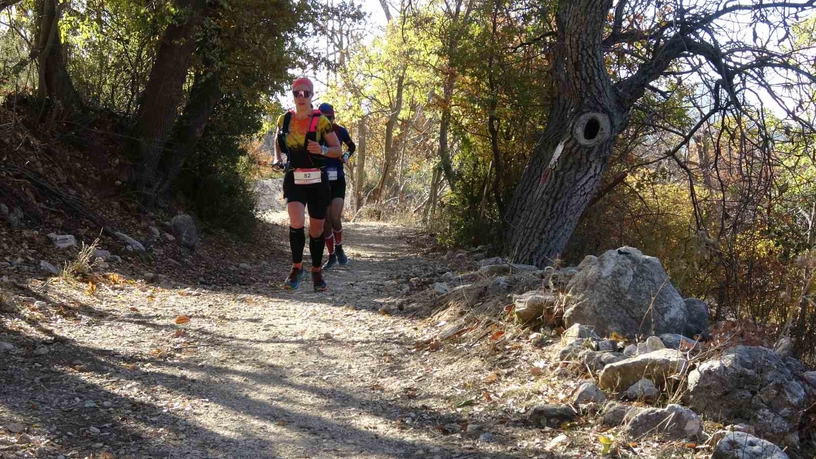 27 ülkeden 320 sporcu Sagalassos Antik Kenti'nde koştu