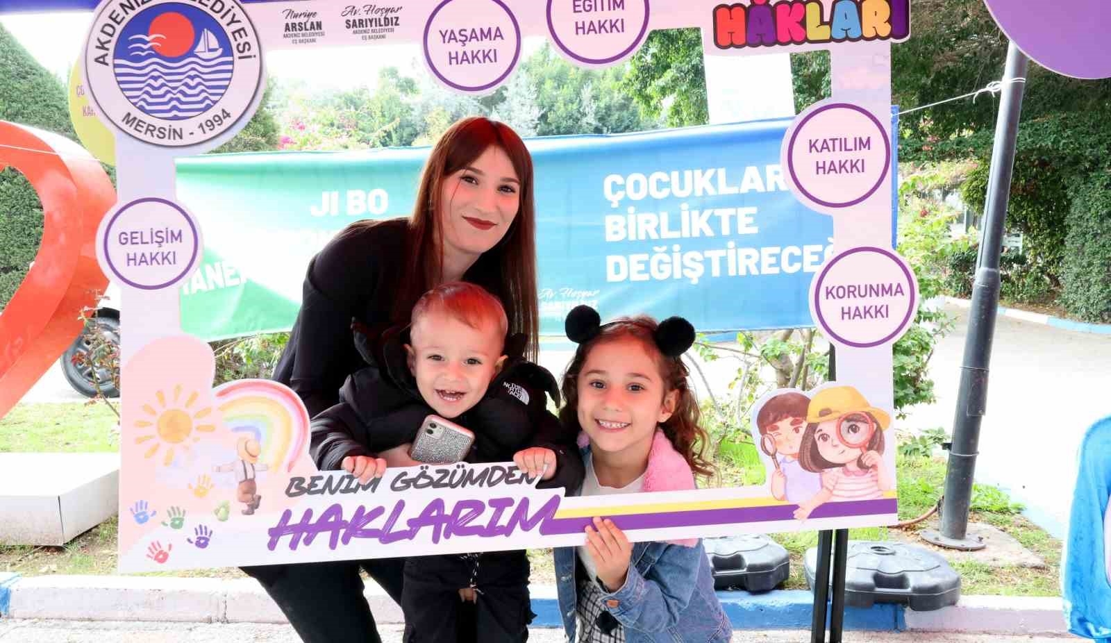 Akdeniz Belediyesinden 'Dünya Çocuk Hakları Günü Şenliği'