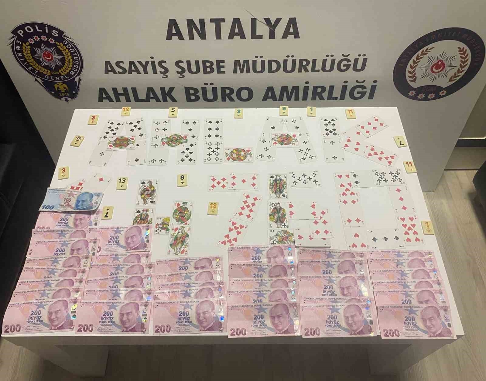 Antalya'da kumar ve tombala operasyonu: 85 şahsa adli ve idari işlem