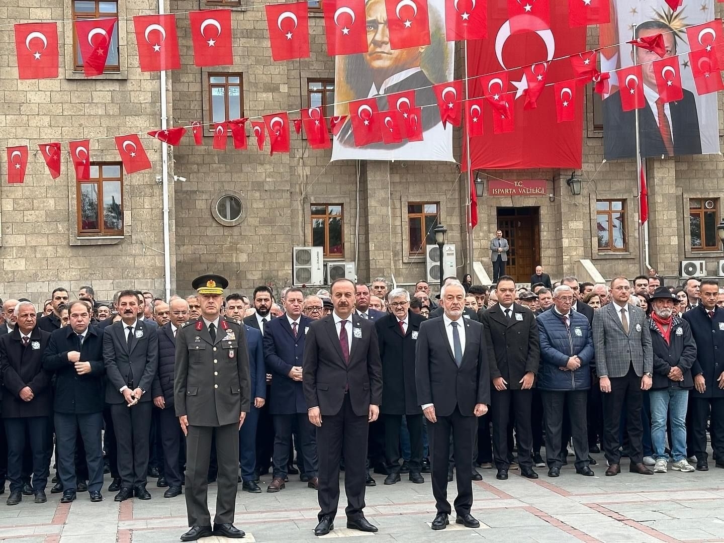 Atatürk vefatının 86'ıncı dönümünde Isparta'da törenle anıldı