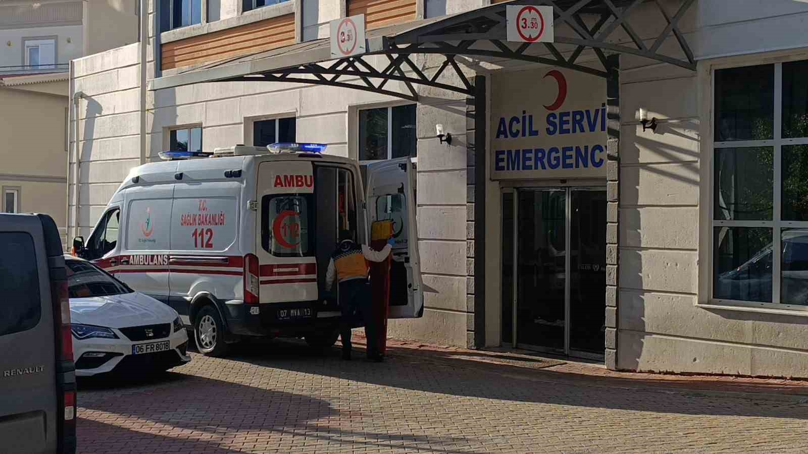 Çöken toprağın altında kalan inşaat işçisi hayatını kaybetti