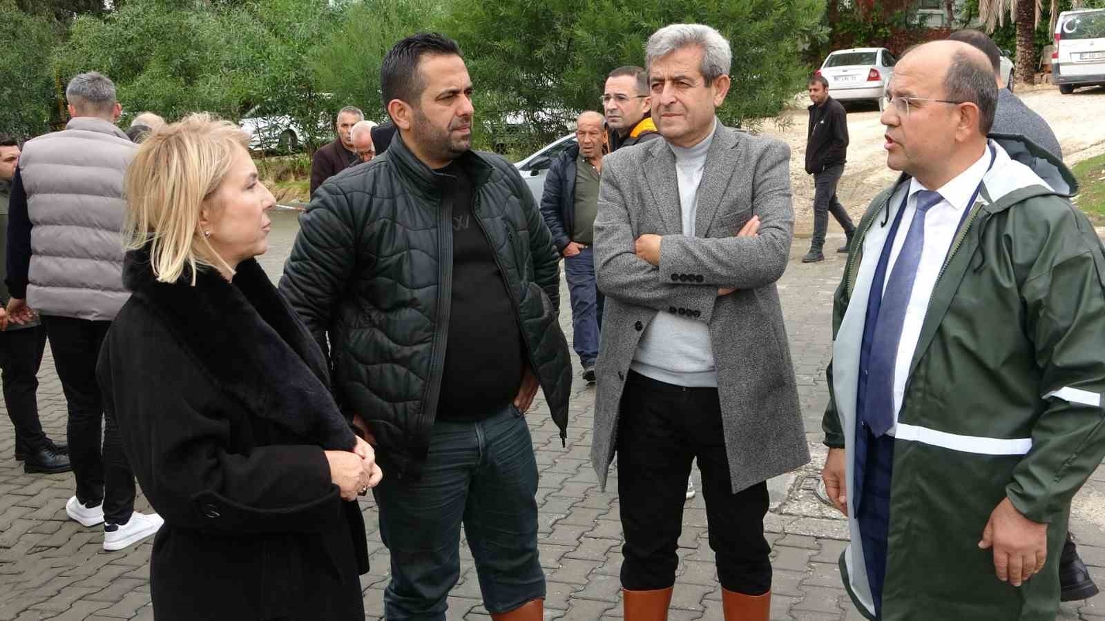 Dere taştı, oteli su bastı, 500 turist tahliye edildi