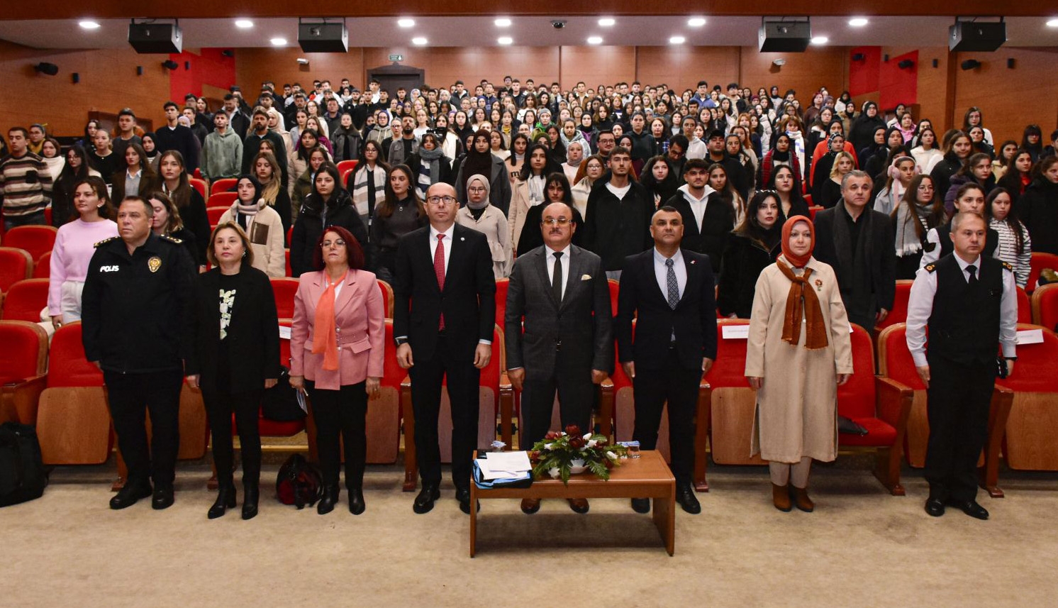 'Kadına Yönelik Şiddetle Mücadele' paneli düzenlendi