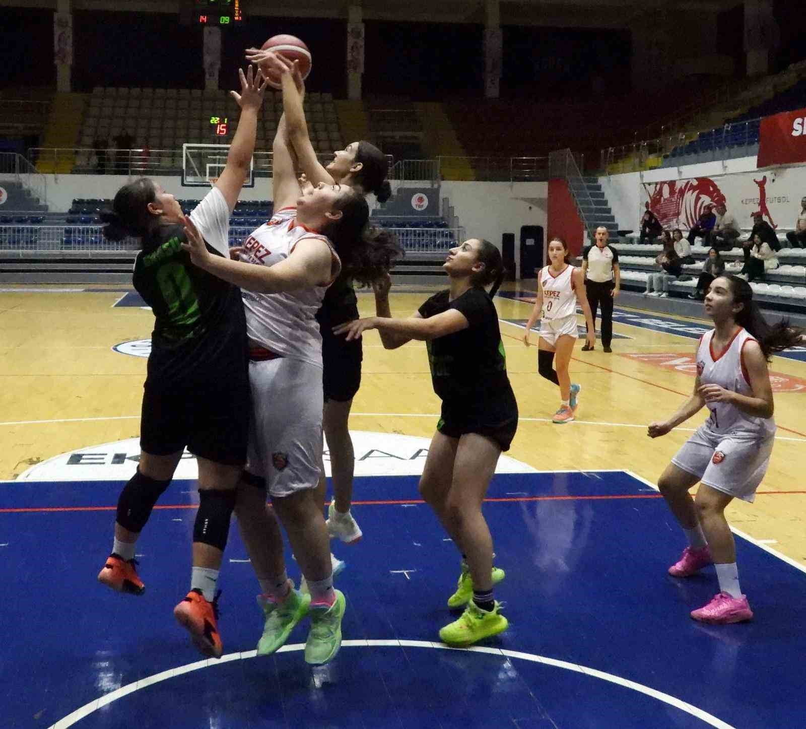 Kepez'in gençleri farklı kazandı
