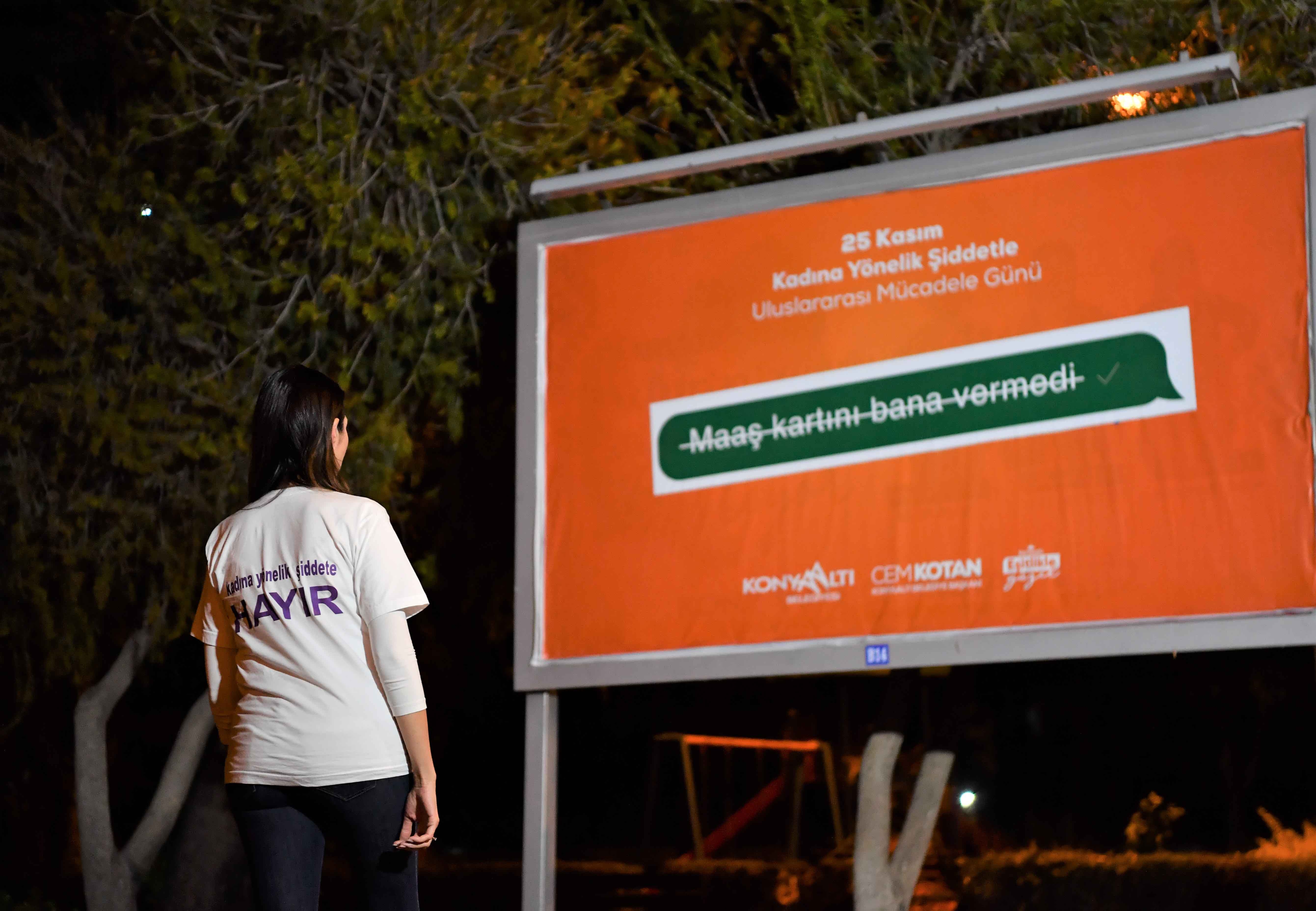 Konyaaltı Belediyesi'nden 'Şiddete bahane yok' mesajı