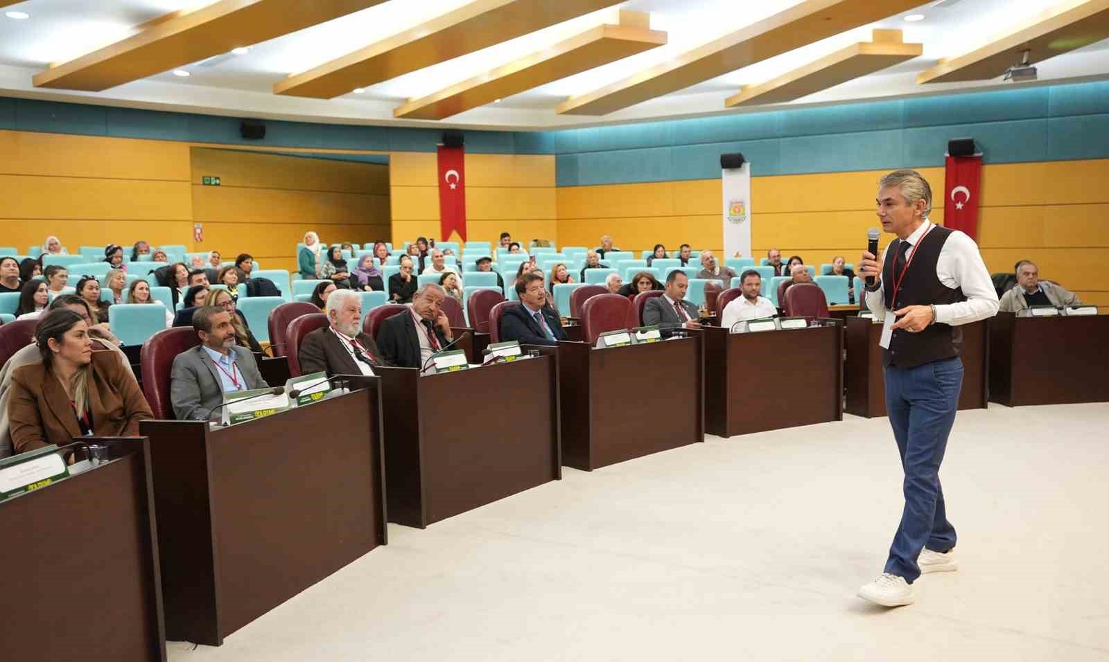 Tarsus'ta düzenlenen 'Uluslararası Tarım Çalıştayı' yoğun ilgi gördü