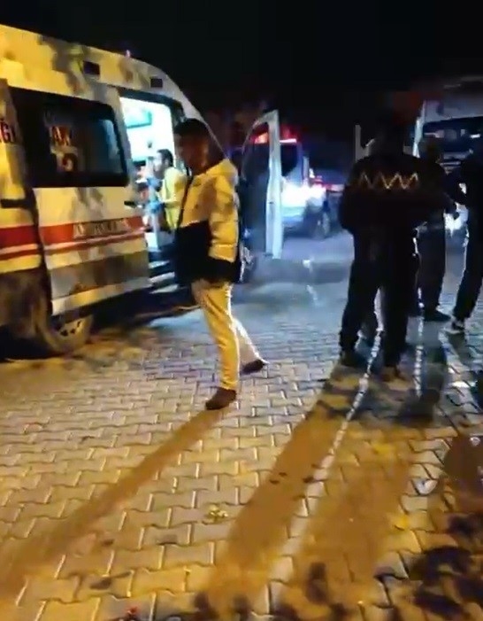 Tarsus'ta silahlı kavga: 4 yaralı