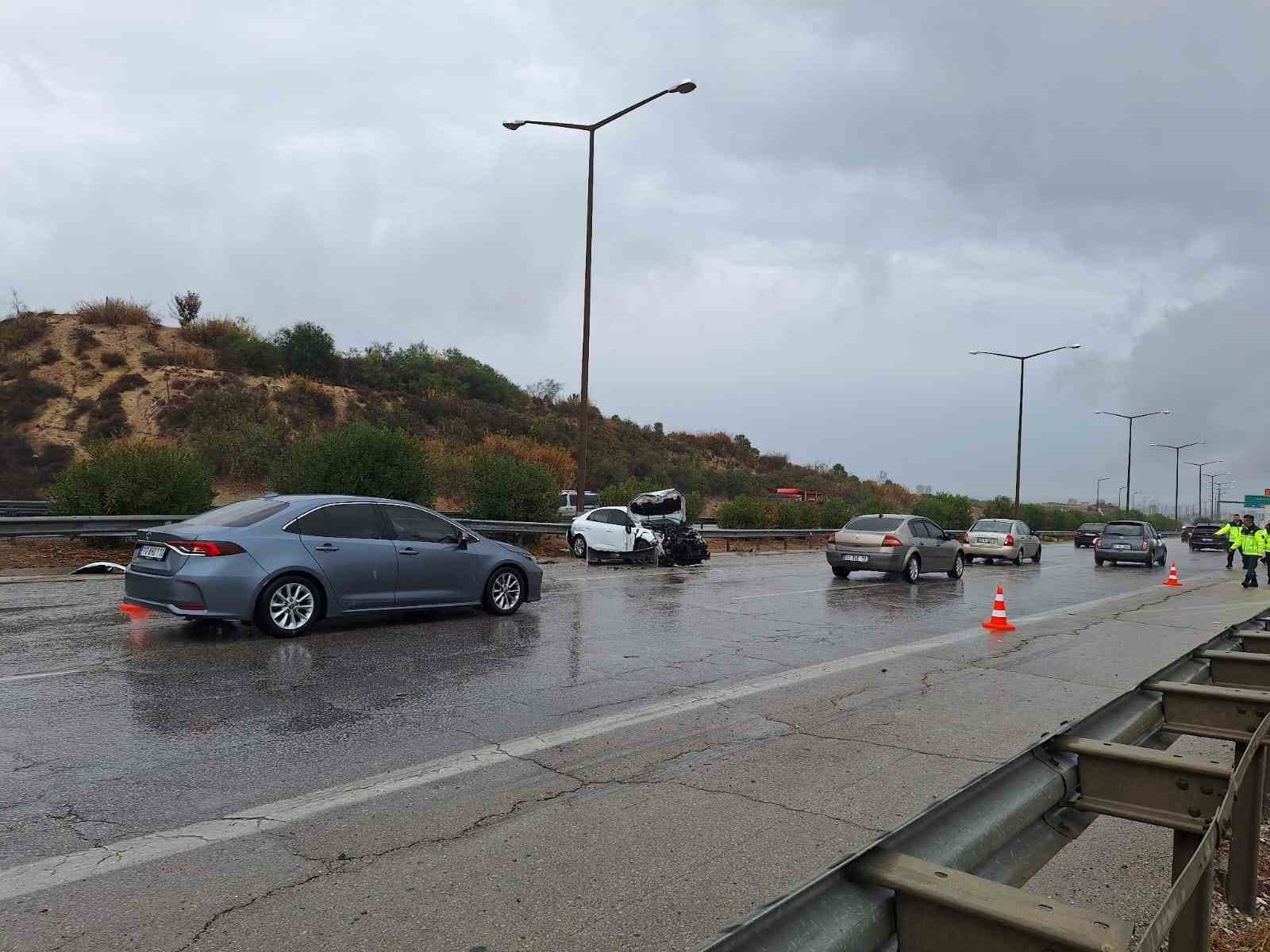 Tarsus'ta trafik kazası: 4 yaralı