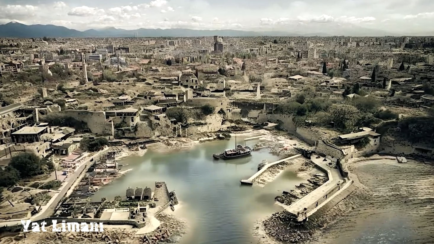 Turizm kentinin 25 yıl sonraki iklim krizi senaryosu 'Kıyamet' filminde