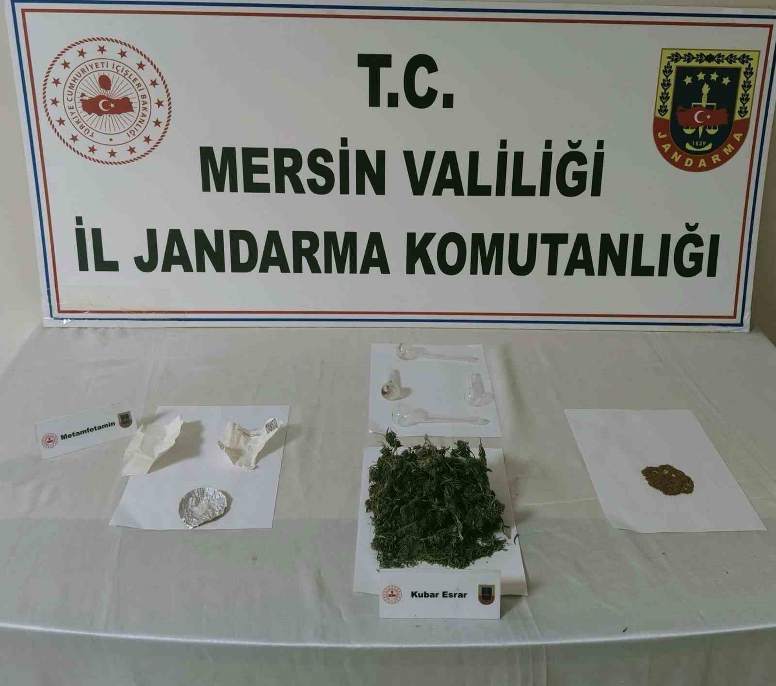 Uyuşturucu operasyonu 4 şüpheli yakalandı