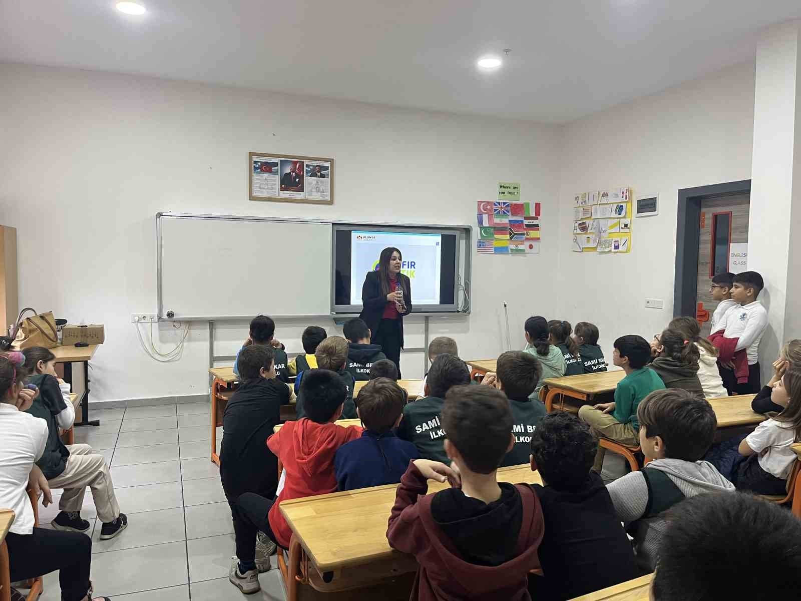 Alanya'da öğrencilere iklim değişikliği ve Sıfır Atık eğitimi verildi