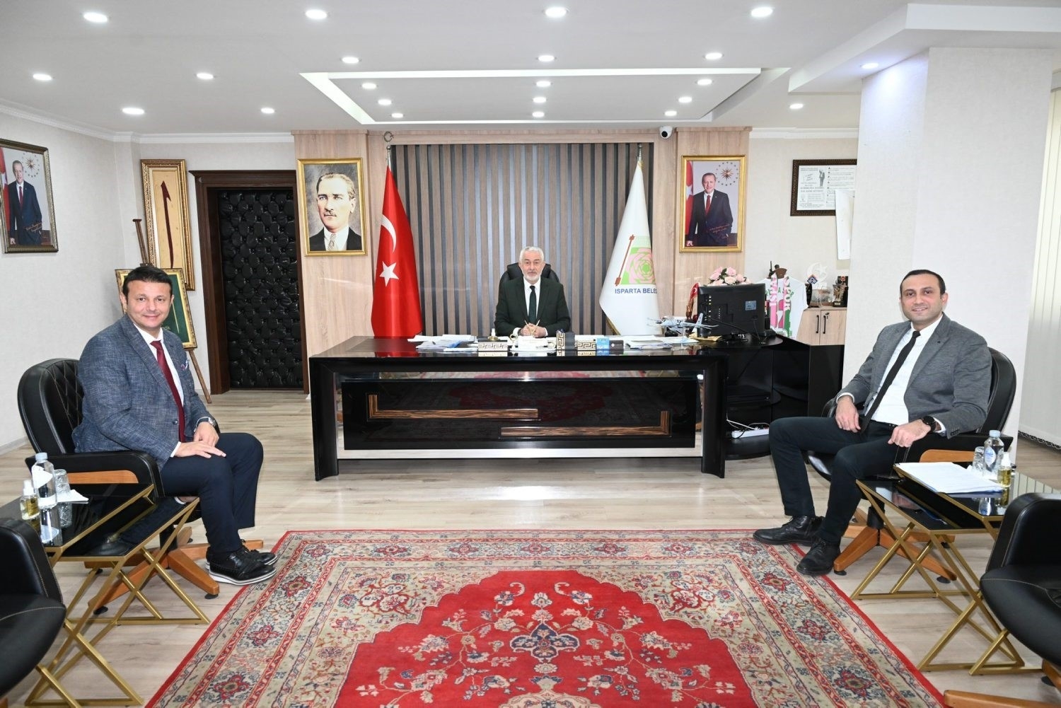 Günlük 4 bin kişiye yemek