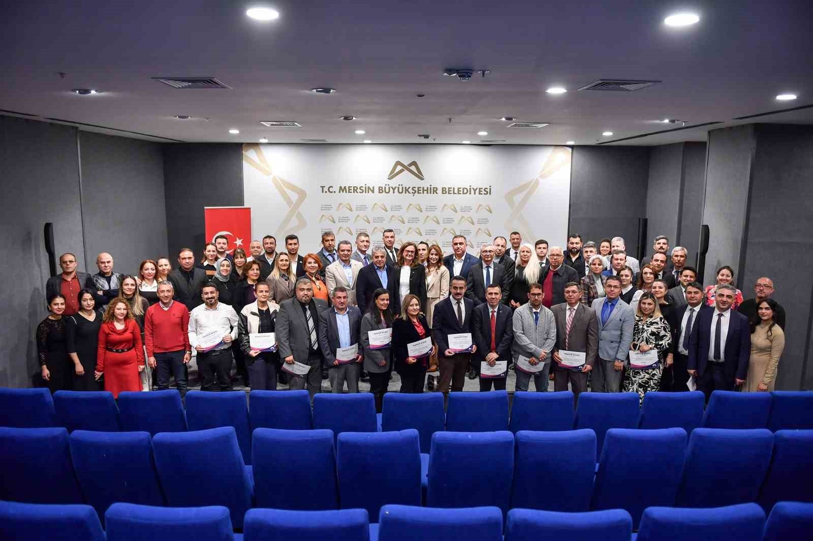 Mersin Büyükşehir Belediyesinde 47 memur 'şef' kadrosuna yükseldi