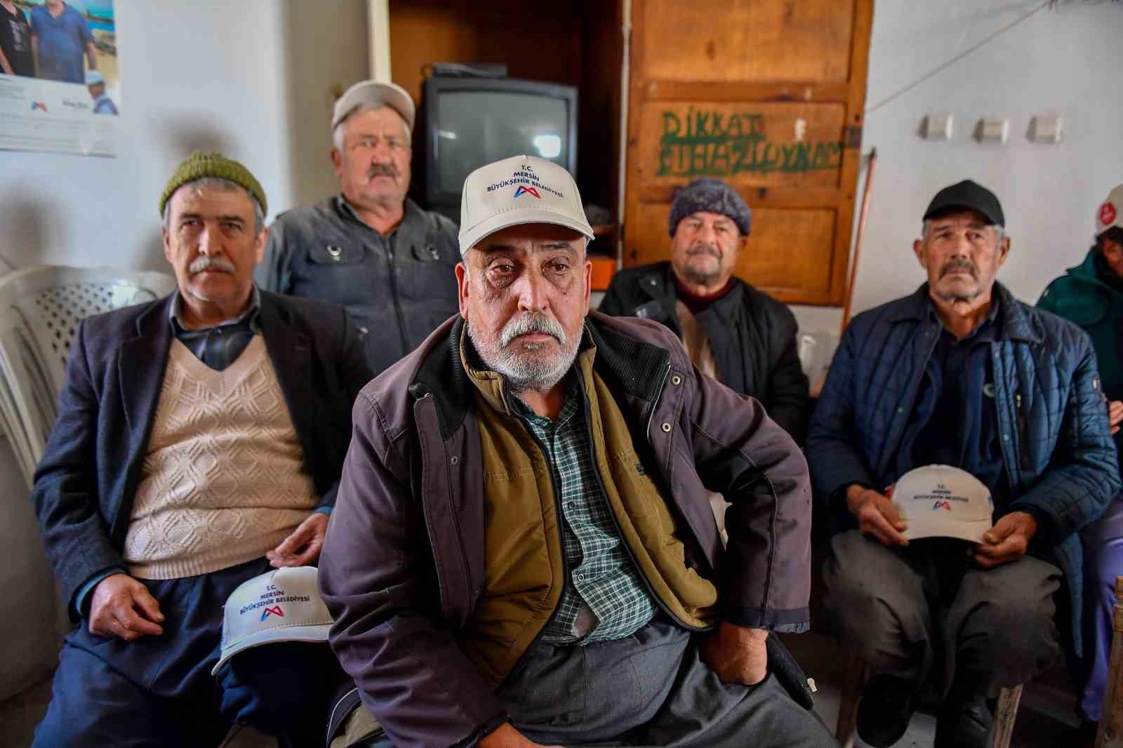 Mersinli çiftçilere 'organik tarım eğitimi' veriliyor