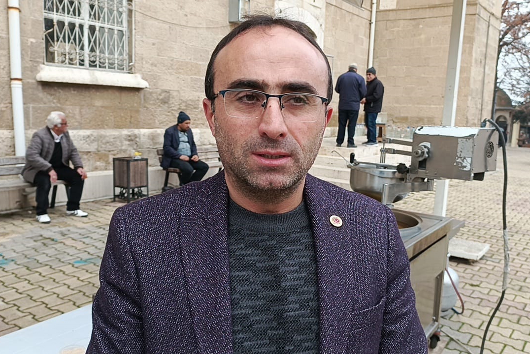 Muhtarlardan dua ve lokma ikramı