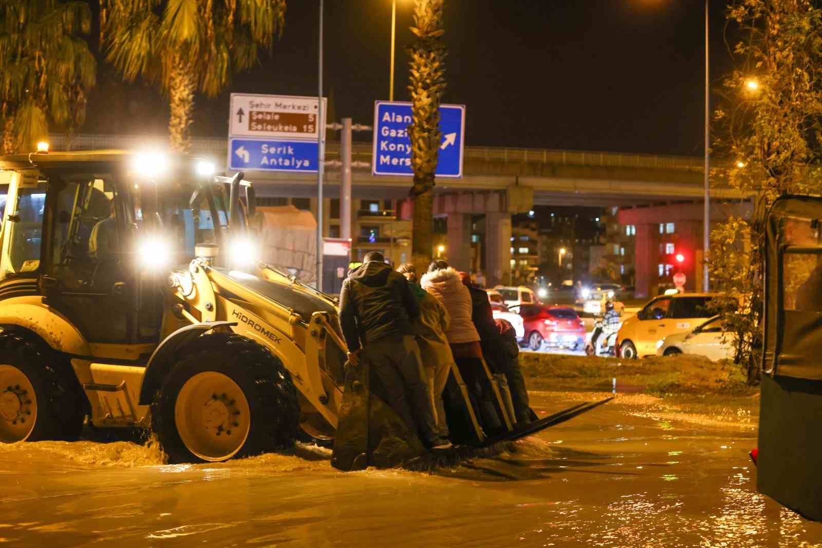 Sele teslim olan Manavgat kurtarma görüntüleri