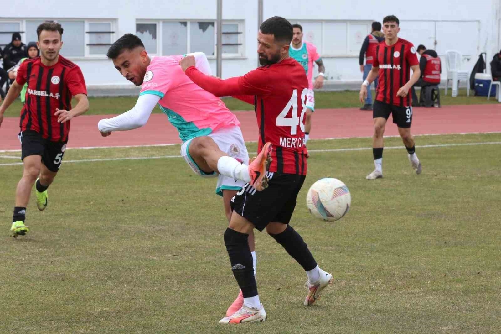 TFF 2. Lig: Isparta 32 Spor: 0 - Karaköprü Belediyespor: 0