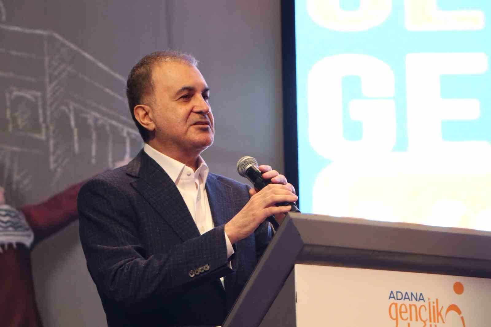 AK Parti Sözcüsü Çelik: "Yan hakem kırmızı kart gösteremez"