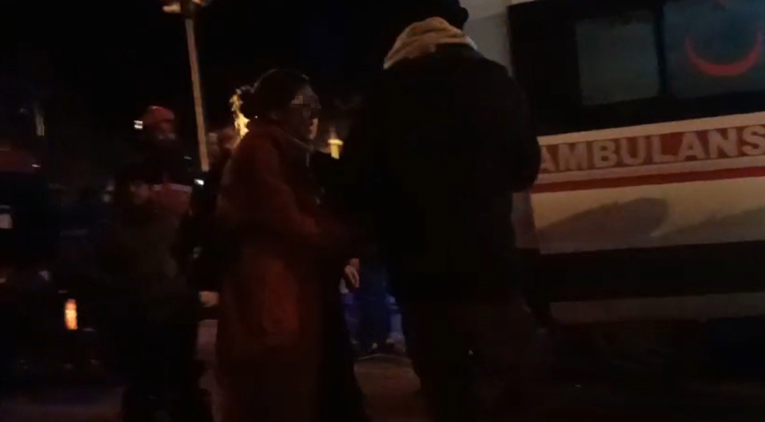 Alkol aldıktan sonra 4 katlı binanın çatısında intihar girişiminde bulundu